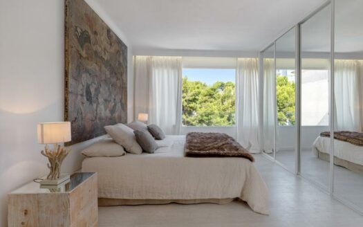 Modernes Penthouse mit Meerblick in Palmanova
