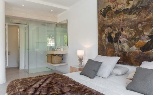 Modernes Penthouse mit Meerblick in Palmanova