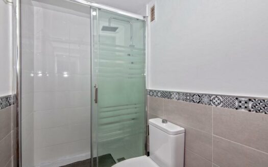 Modernisierte Wohnung in Puerto Portals, fußläufig zum Strand und Hafen
