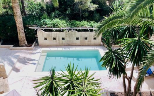 Villa mit 5 separaten Wohneinheiten unweit zum Strand in Costa de la Calma