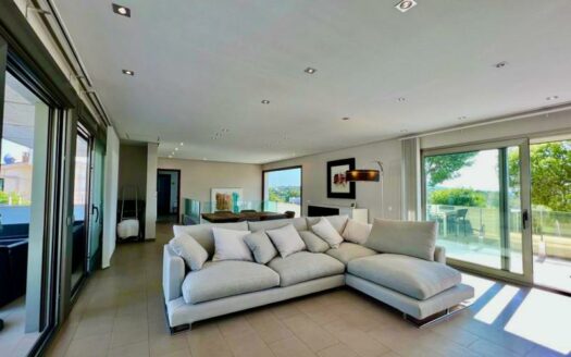 Moderne Villa in Cala Vinyas