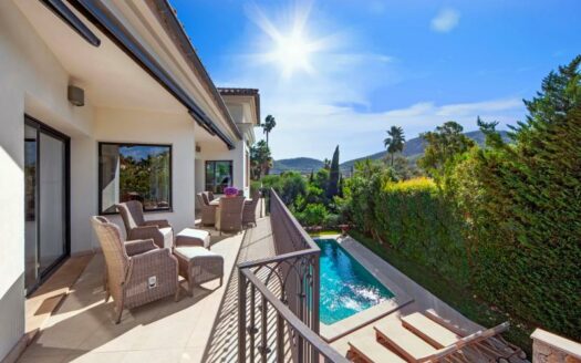 Villa mit Pool und wunderschönem Garten in zentraler Lage von Port Andratx