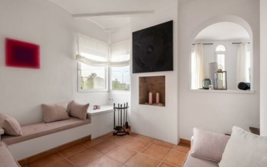 Villa in Santa Ponsa mit Gästehaus