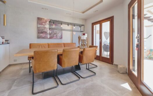 Traumhafte Villa in erster Meereslinie in Cala Egos