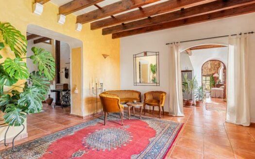 Tolle Finca mit viel Land nahe Felanitx