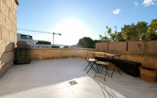 Modernisiertes Apartment mit Meerblick in Puerto Portals