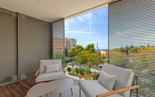 Neugebaute Apartment-Anlage nah am Strand in Cala Mayor