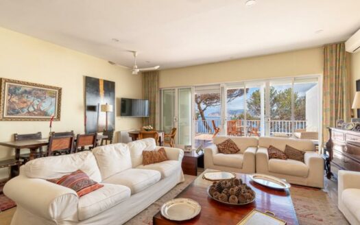 Wohnen in erster Meereslinie: Großzügiges Penthouse mit Meerblick in Santa Ponsa