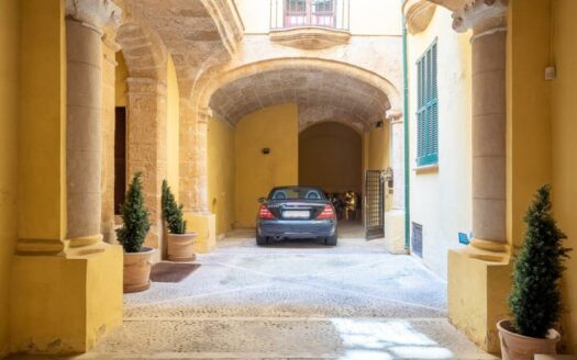 Historischer Stadtpalast in der Altstadt von Palma