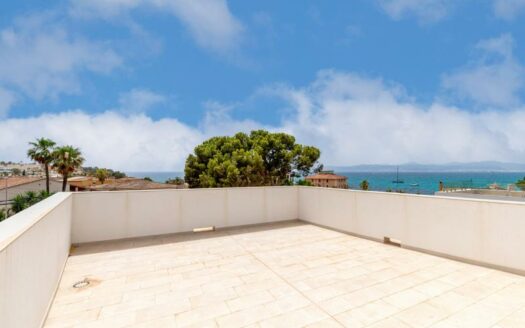Moderne Neubau Villa in 2. Meereslinie von Son Veri Vell, fußläufig zum Strand und zum Hafen