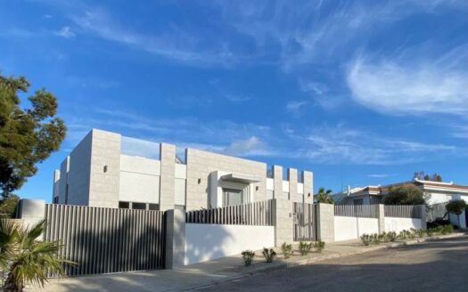 Luxuriöse Meerblick-Villa mit Pool in Santa Ponsa