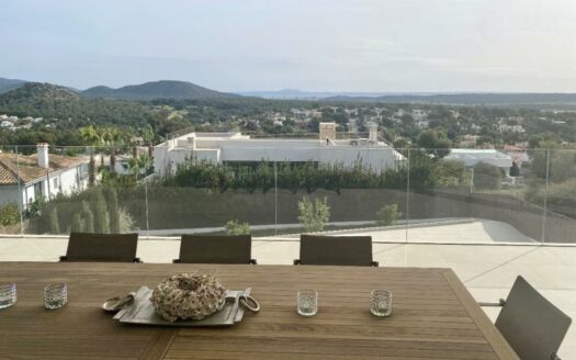 Luxuriöse Meerblick-Villa mit Pool in Santa Ponsa