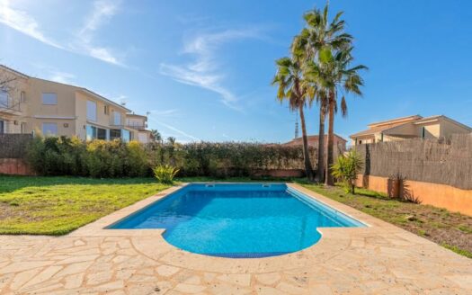 Villa in Sa Torre mit viel Potential und Blick in die Bucht von Palma
