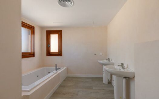 Neubauvilla mit fantastischem Meerblick in Camp de Mar