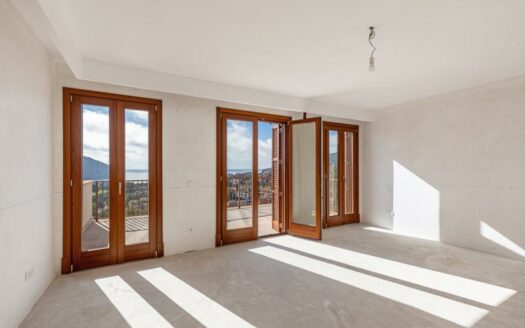 Mediterrane Villa mit Meerblick in Camp de Mar