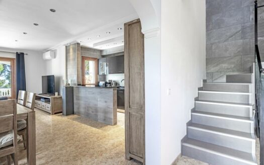 Zwei Doppelhaushälften mit gemeinsamen Pool in Cala Pi