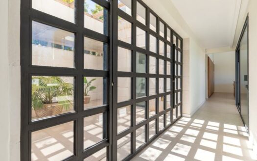 Moderne Villa mit Pool in Santa Ponsa
