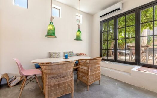 Gepflegtes Stadthaus mit privatem Garten in Felanitx