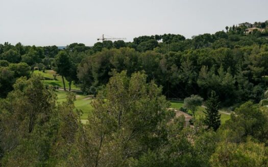 Mediterrane Villa am Golfplatz in Bendinat